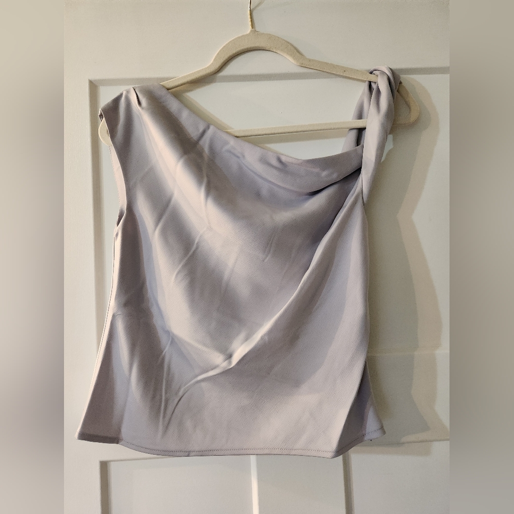 Elegant Nordstrom WAYF Icy Blue Silver Women's Top Size Small